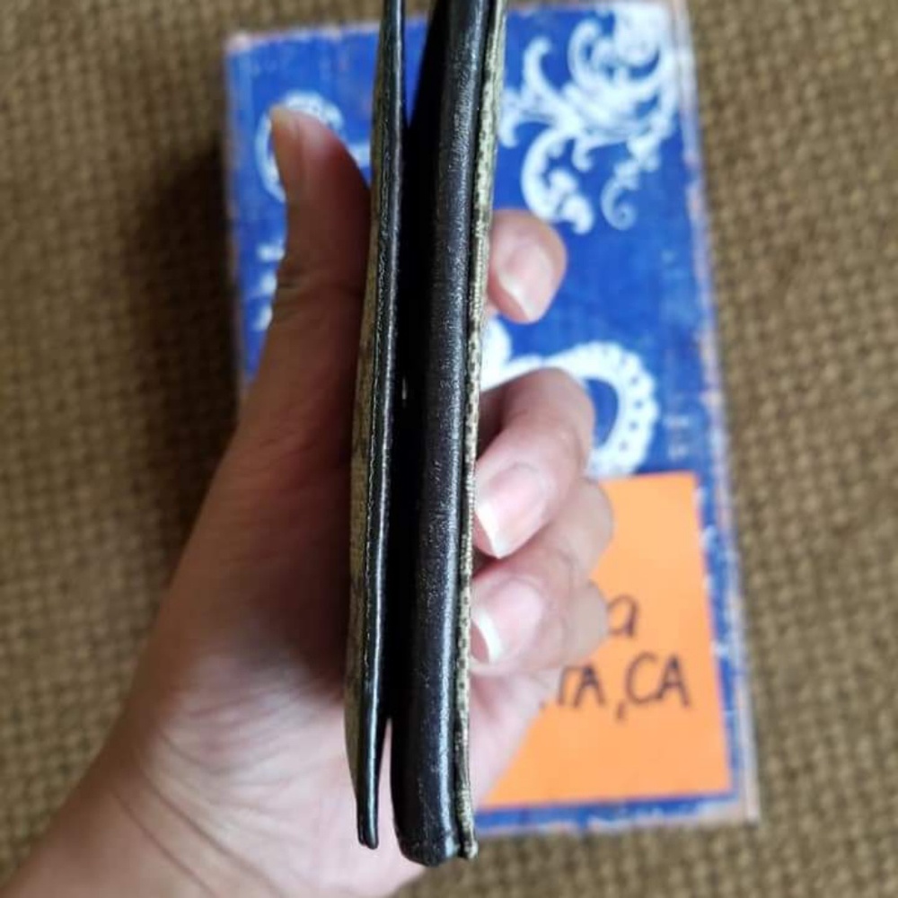 SOLD❤Gucci Cardholder - Picture 3 of 8